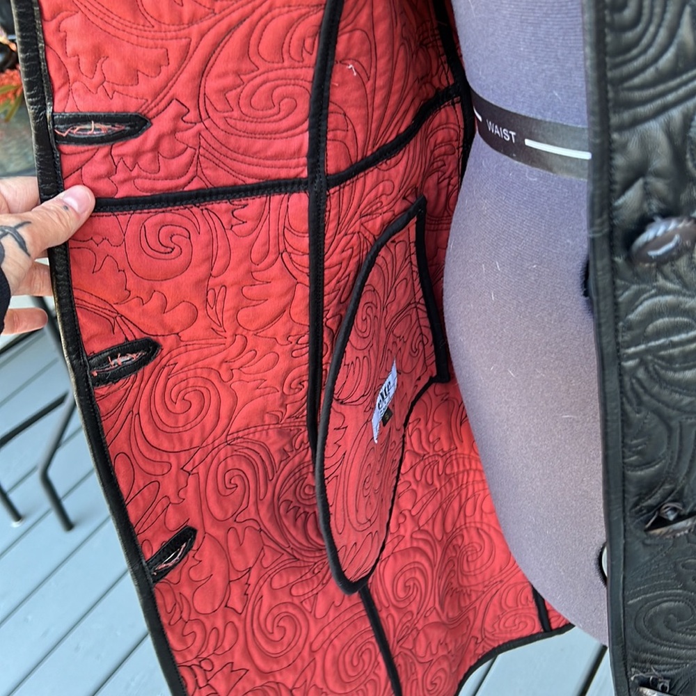 Never worn!! Quilted Leather Coat!!! - Picture 7 of 9